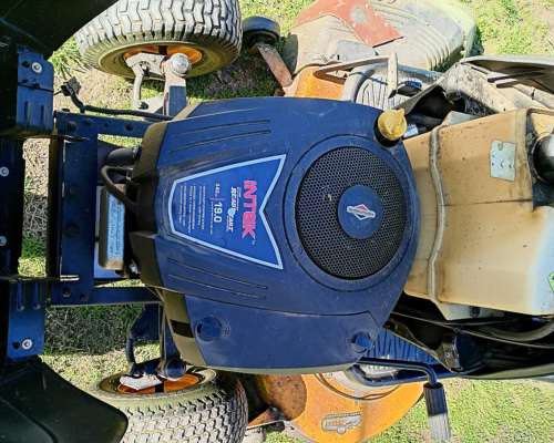 Tractor Poulan PRO 19/46