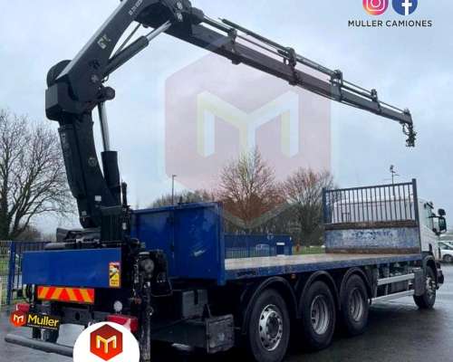 Scania P410 año 2014 con Hidrogrua 22 TN