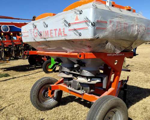 Fertilizadora de Arrastre Gimetal