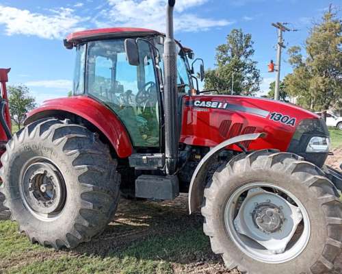 Tractor Case IH Farmall 130a