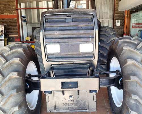 Tractor Valmet 1880s de 180hp año 1998 Paton al 80%