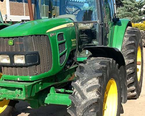 Tractor John Deere 6110j -2016
