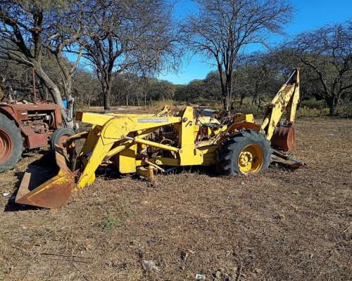 Retroexcavadora John Deere, J/D 309