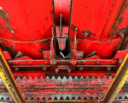 Girasolero Mainero 1040, 16/52, 2007. Molinete Hidráulico