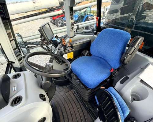 New Holland Defensor 3000 - año 2023