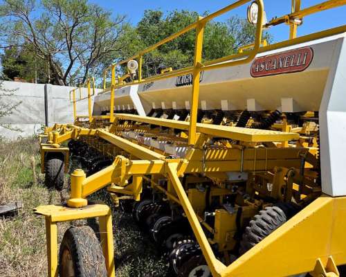 Sembradora Ascanelli RS 3000 G. Grueso 18 a 52 Mecánica 2002