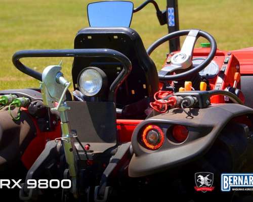 Tractor Antonio Carraro SRX 9800