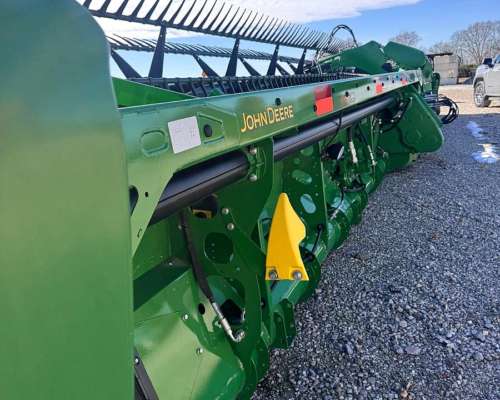 Cabezal John Deere 745 FD