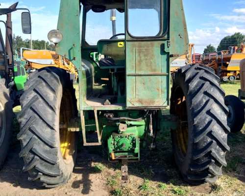 Tractor John Deere 2420