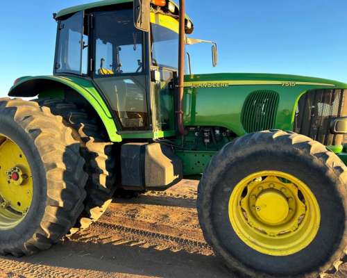 John Dere 7515 año 2006