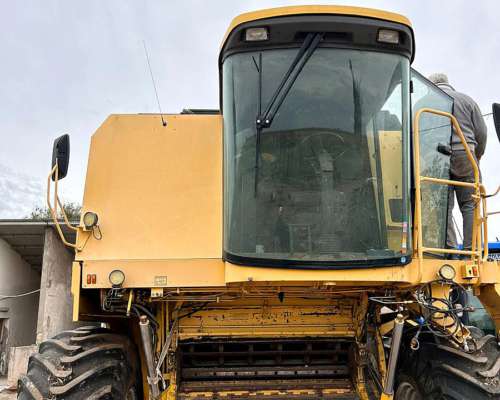 New Holland TC59 Mod 2004, Plataforma 25 Pies