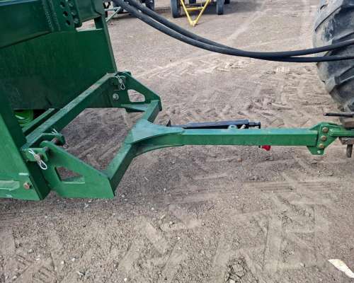 Enrolladora para Desechos de Silobolsa Bernardin