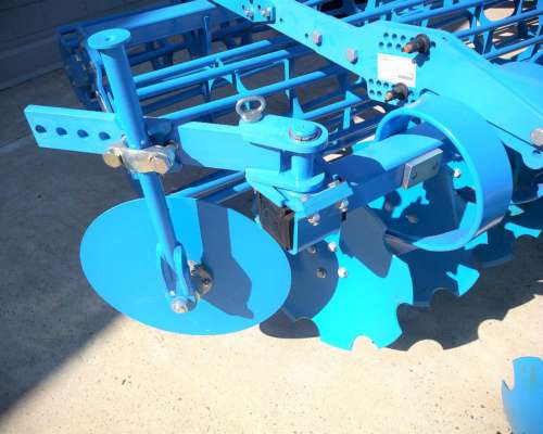 Grada de Discos Compactos Lemken Modelo Heliodor 9/700 K a
