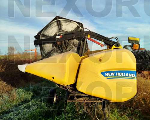 Plataforma New Holland 740 35 Pies año 2017 Convencional