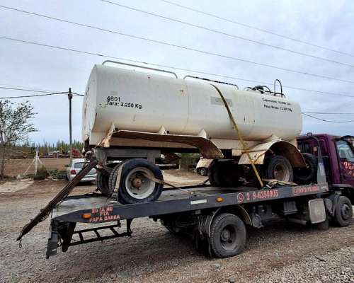 Acoplado Tanque Regador 10.000 Lts con Doble Rompeolas