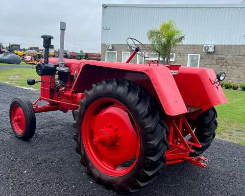 Tractor Fahr D45l con Toma de Fuerza