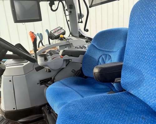 New Holland T7 215, 2019. Rodado 2020, 2800 Horas