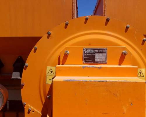 Sembradora Agrometal TX Mega Gruesa Neumática de 16 a 52 cm