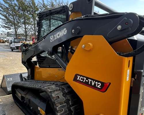 Minicargadora Sobre Orugas XC7-TV12 Xcmg