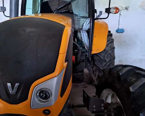 Tractor Valtra A990 año 2017