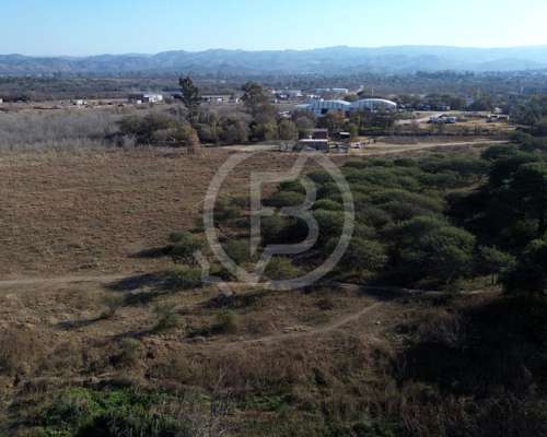 Terreno de 8.727 M2 en Alta Gracia- a 300m de Ruta 5