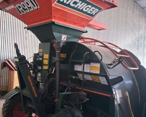 Embolsadora de Granos Richiger R990