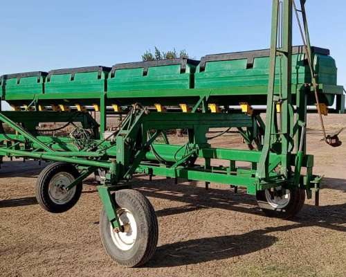 Fertilizadora Incorporadora de 15 a 52 CM.