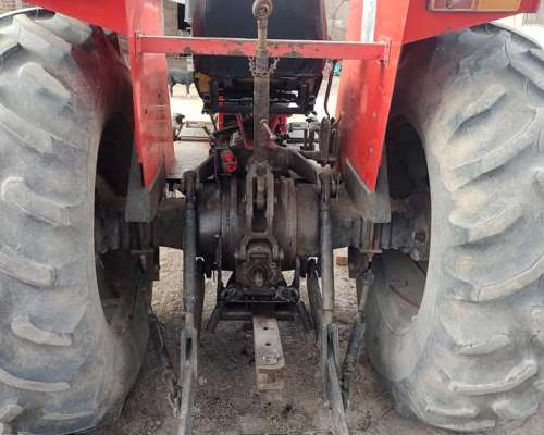 Tractor 1175 Massey Ferguson