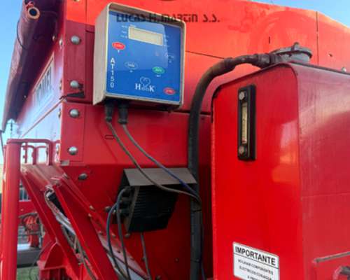 Fertilizadora Yomel Impala 5.000 LITROS/6.000 Kilos