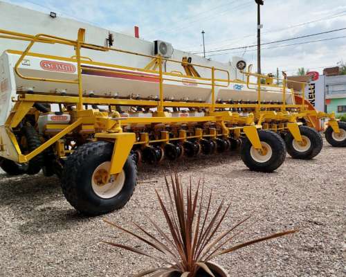 Sembradora Ascanelli RS3000 de 18 a 52 CM, año 2006
