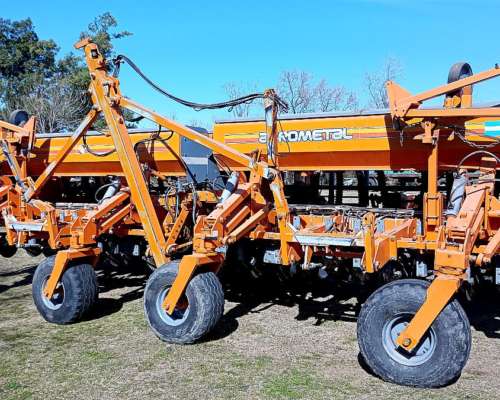Sembradora Agrometal TX Mega
