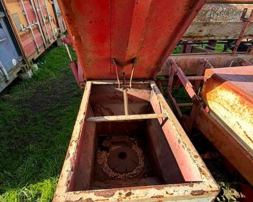 Sembradora Metar Mecánica de 7 a 70 cm