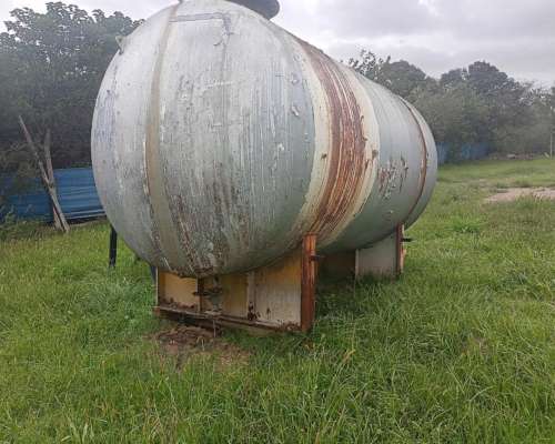 Tanque Capacidad 13.000 Litros, Ideal para Atmosférico