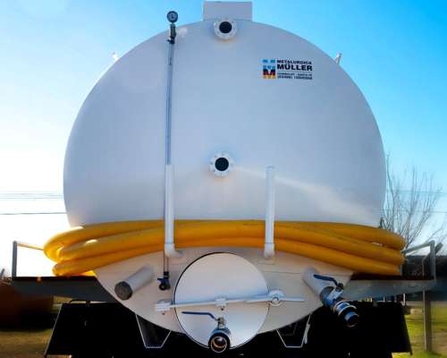 Tanque Atmosféricos Sobre Camión