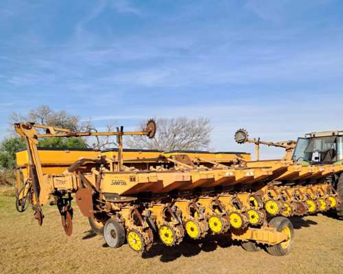 Sembradora Grano Grueso DAN CAR 12-52 Autotrailer