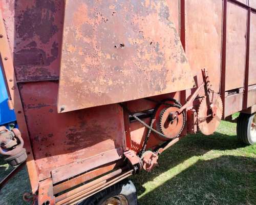 Carro Forrajero Mainero B 370 de 14 M3