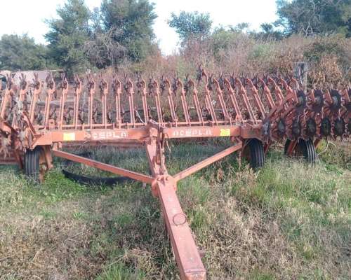 Rastra Rotativa Hidráulica Acepla . Ancho 7 MS.