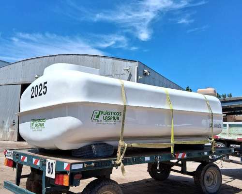 Tanque Rectangular 8000 Lts. P.r.f.v. Plasticos Laspiur SRL