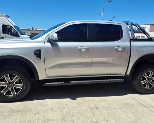 Vendo Ford Ranger XLT 2023 4X2 Solo 13000 km Nuevisima