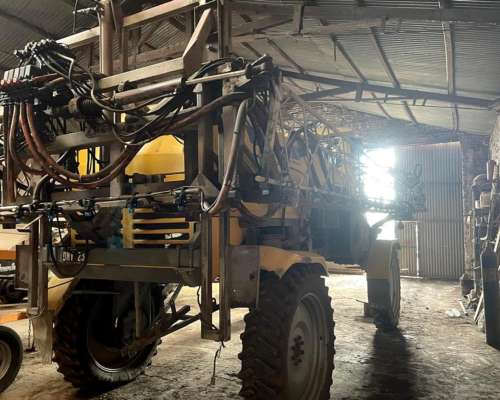 Pulverizadora Pla MAP 3000 28mts de Botalon