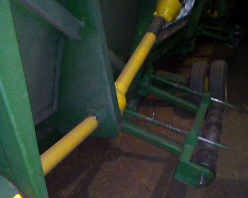 Maicero John Deere 870