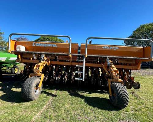 Agrometal MXY de 37 Surcos