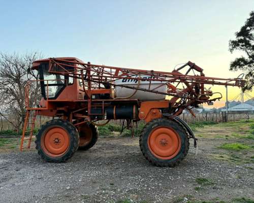 Pulverizadora Jacto, Uniport 2000, año 2000, Motor Reparado