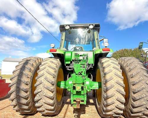 Tractor John Deere 7715