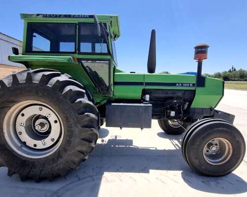 Tractrr Deutz AX 120 e