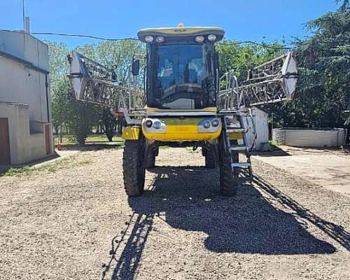 Pulverizadora Autopropulsada Pla 3250, año 2013