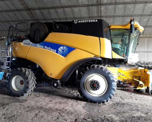 New Holland CR 9060- año 2013- 6000-4800 HS- Piloto