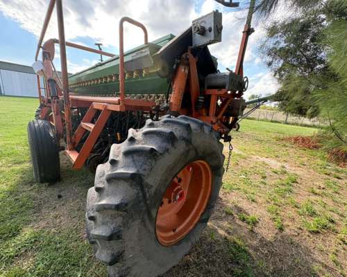 Sembradora Dumaire 710 Grano Fino de 25 a 19 cm