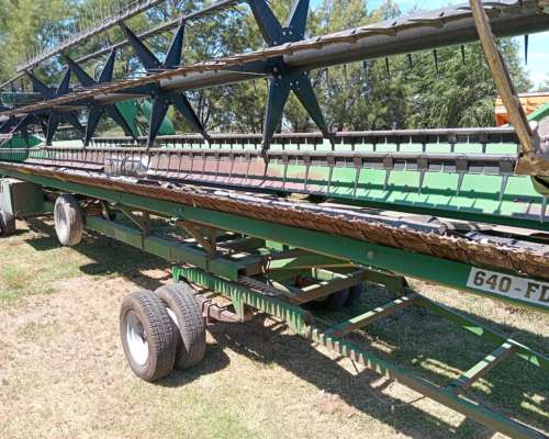 Cosechadora John Deere S680 año 2016