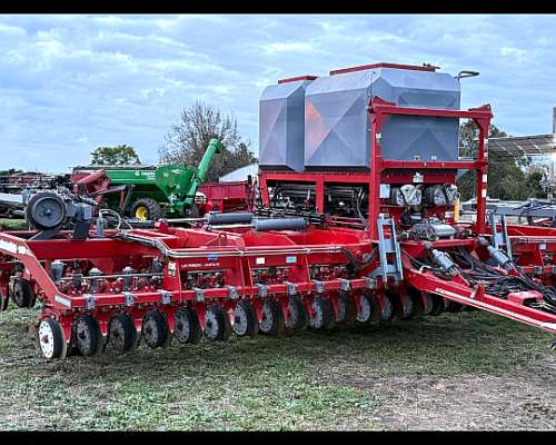 Sembradora Apache 918 AIR Dril año 2016